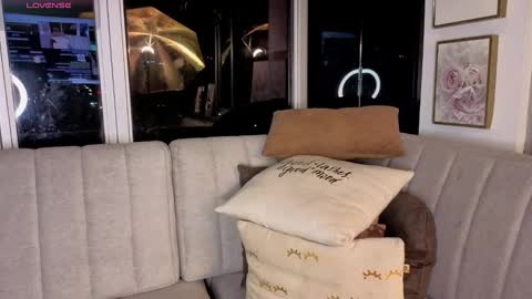 Ivanna West online show from 01/10/26, 10:06