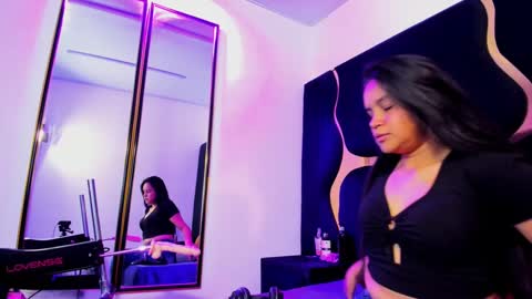 Snapshot of ivannaa18 chatting on 10/08/25, 04:21 ivannaa18 online show from 10/08/25, 04:21