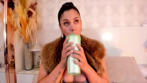 Ivannaanggel online show from 12/03/25, 01:31