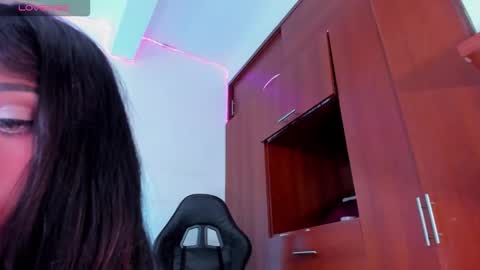 Snapshot of ivannapretyts chatting on 12/17/25, 04:24 ivannapretyts online show from 12/17/25, 04:24