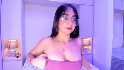 Ivy online show from 12/18/25, 04:07