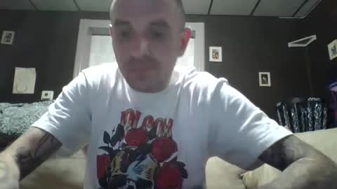 Snapshot of ivel_91 chatting on 03/25/26, 07:03 ivel_91 online show from 03/25/26, 07:03
