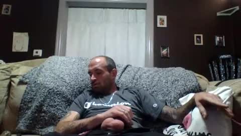 Snapshot of ivel_91 chatting on 08/03/26, 02:43 ivel_91 online show from 08/03/26, 02:43