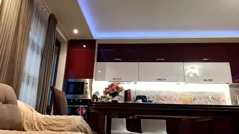 Iveta online show from 11/28/25, 05:32