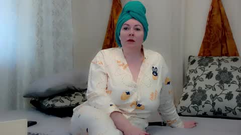 IrennaSplash online show from 01/15/25, 02:38