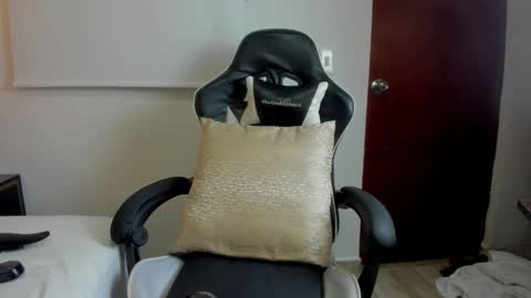 I V E T T E online show from 02/11/26, 12:48