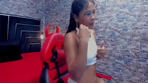 Ivis  online show from 02/13/25, 11:17