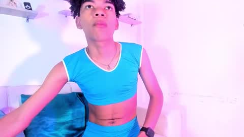 Ivon online show from 12/03/25, 12:14