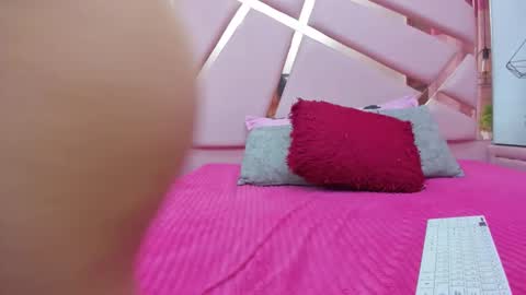 IvonJanice online show from 12/02/25, 01:05