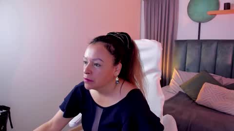 Snapshot of ivonne_4 chatting on 02/07/26, 12:53 Ivonne online show from 02/07/26, 12:53