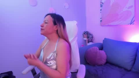 Ivonne online show from 04/09/26, 01:27