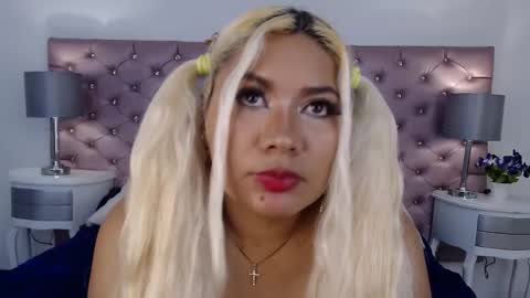 IvonnyBon online show from 01/09/26, 03:20