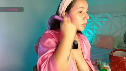 Ivonny online show from 05/13/26, 01:47