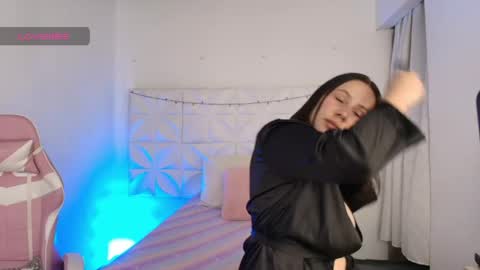 Ivonny online show from 05/22/26, 01:46
