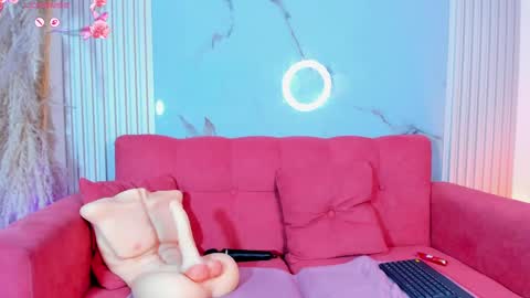 ivonymiller online show from 09/26/25, 08:24