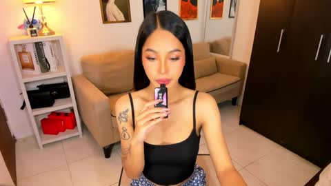 kirstenelsie online show from 02/05/25, 01:26