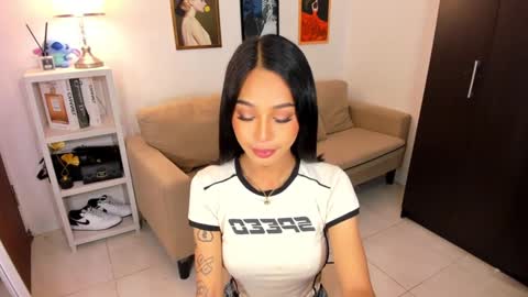 kirstenelsie online show from 02/17/25, 03:47