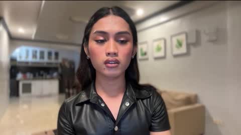 kirstenelsie online show from 10/08/25, 06:16