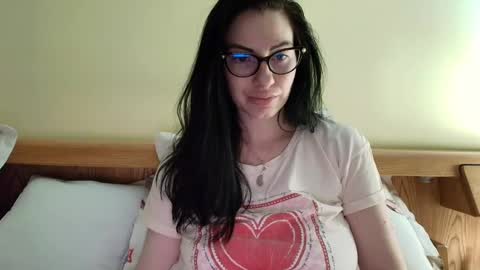 Ivory online show from 12/30/24, 04:08