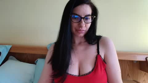 Ivory online show from 02/08/25, 02:49