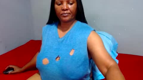 IVORYTITS48 online show from 02/05/25, 05:20