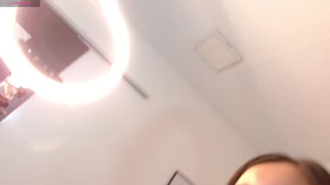 Snapshot of ivy_gail chatting on 01/08/25, 04:02  IVY online show from 01/08/25, 04:02