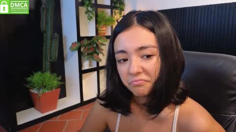 Snapshot of ivy_gail chatting on 10/29/25, 06:04  IVY online show from 10/29/25, 06:04