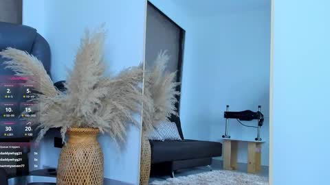 Snapshot of ivy_li chatting on 01/15/25, 07:23 Daniela online show from 01/15/25, 07:23