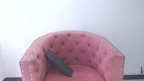 tender girl  online show from 03/17/26, 08:23