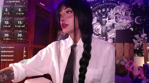 Ivy bank   online show from 11/22/25, 07:46