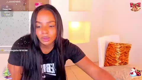 Snapshot of ivybliss8 chatting on 12/28/24, 02:53 i v y b l i s s online show from 12/28/24, 02:53