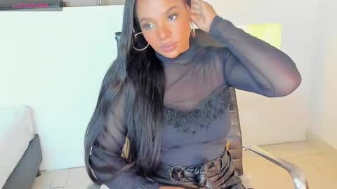 Snapshot of ivybliss8 chatting on 01/25/25, 12:05 i v y b l i s s online show from 01/25/25, 12:05