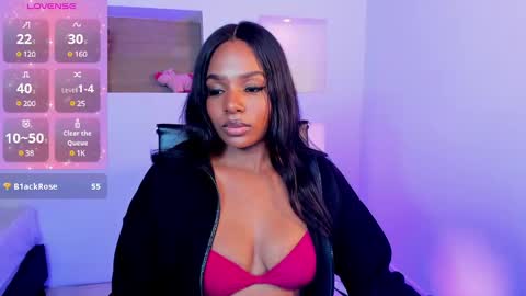 Snapshot of ivybliss8 chatting on 02/18/25, 06:15 i v y b l i s s online show from 02/18/25, 06:15