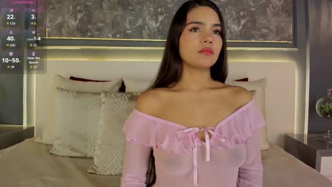 ivyellis online show from 12/15/25, 11:25