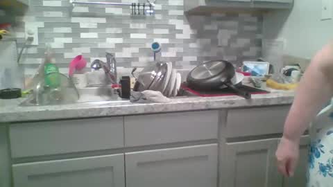 Snapshot of ivyjane3522 chatting on 04/22/26, 12:35 ivyjane3522 online show from 04/22/26, 12:35