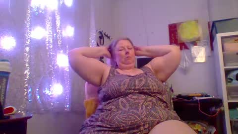 Snapshot of ivyjane3522 chatting on 06/29/26, 02:40 ivyjane3522 online show from 06/29/26, 02:40