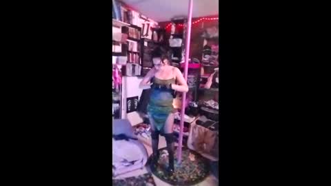 Snapshot of ivyjennifer366 chatting on 02/24/26, 06:44 ivyjennifer366 online show from 02/24/26, 06:44