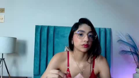 IvyJhonss online show from 11/08/25, 12:16
