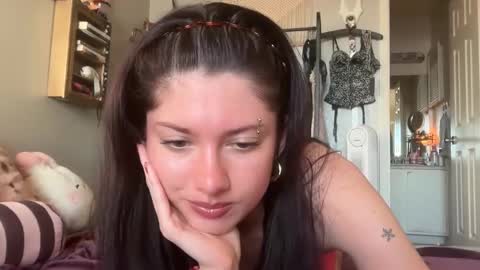 Snapshot of ivyquinette chatting on 02/16/26, 11:45 Ivy online show from 02/16/26, 11:45