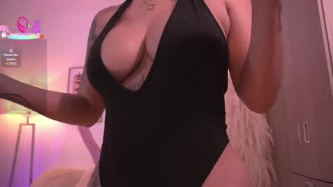 Annie online show from 10/23/25, 03:17