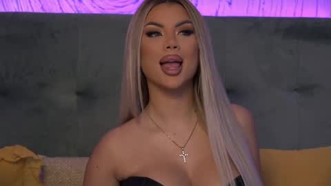  Ivy  online show from 01/03/25, 06:01