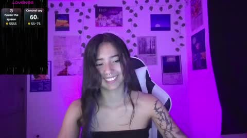 Snapshot of ivystone_ chatting on 05/11/26, 11:57 Ivy online show from 05/11/26, 11:57