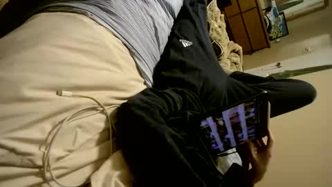 Snapshot of iwhitesmurf chatting on 11/03/25, 05:52 iwhitesmurf online show from 11/03/25, 05:52