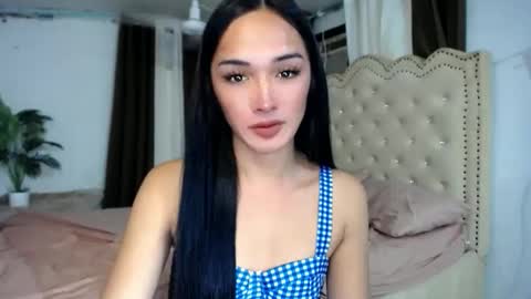 iwillcum4u_ online show from 11/13/25, 12:09