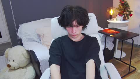 Snapshot of iwillfall_ chatting on 12/20/24, 03:25 Maxim online show from 12/20/24, 03:25