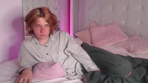 Snapshot of iwillfall_ chatting on 09/30/25, 09:53 Maxim online show from 09/30/25, 09:53