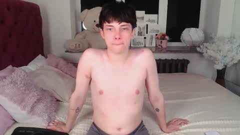 Maxim online show from 03/23/26, 03:38