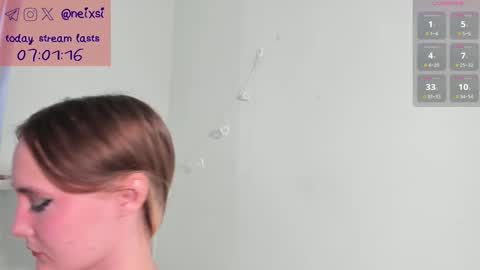 Snapshot of ixsi chatting on 09/16/25, 01:56 Nina online show from 09/16/25, 01:56
