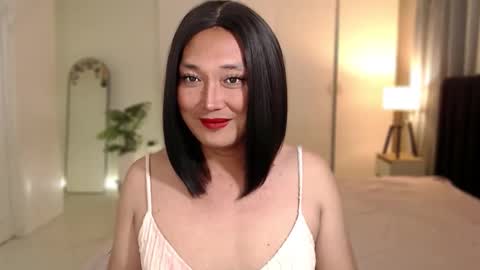 iya_hermosa online show from 04/21/26, 12:55