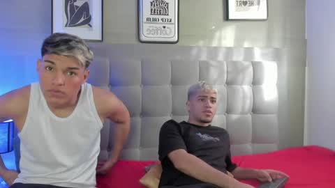 izaack online show from 12/28/24, 01:06